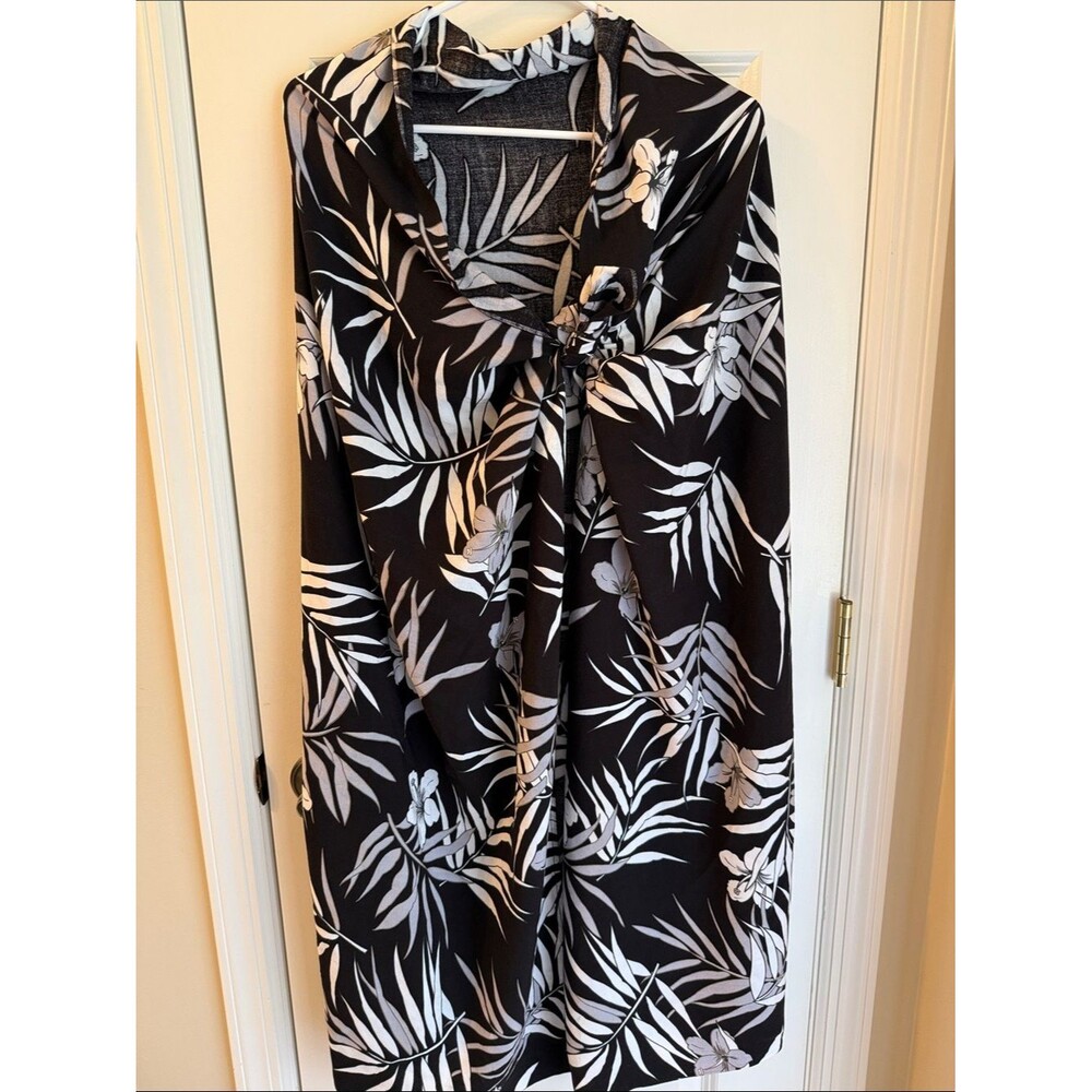 Black Floral Tropical Palm Print Scarf Gray White Wrap Pareo Sarong